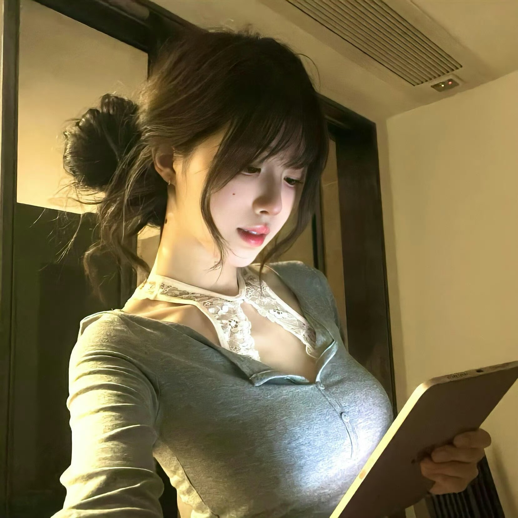玉田伴游女生 | 索菲亚·王 (Sophia Wang)的资料